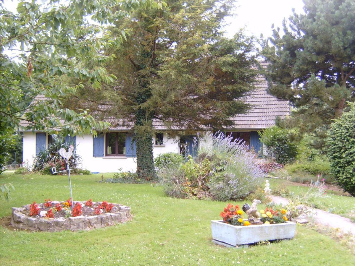 Chambre Campagnarde Du Gres Rouge De Beauval Екстериор снимка